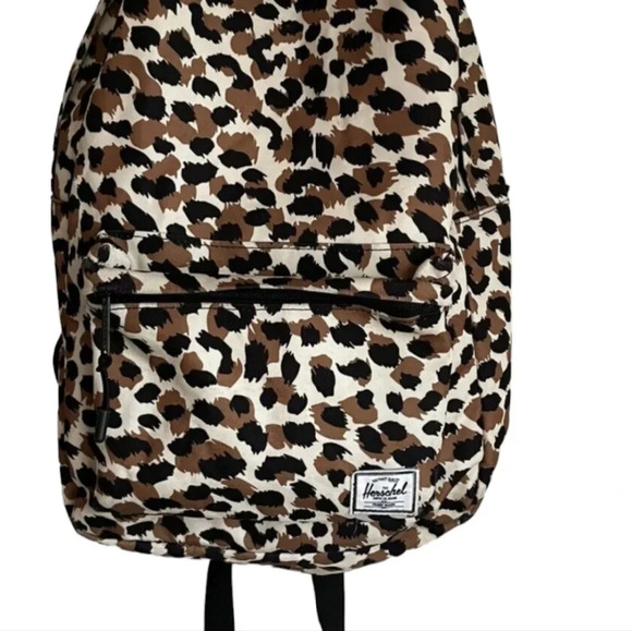 HERSCHEL CHEETAH PRINT WOMANS BACKPACK - Picture 2 of 4